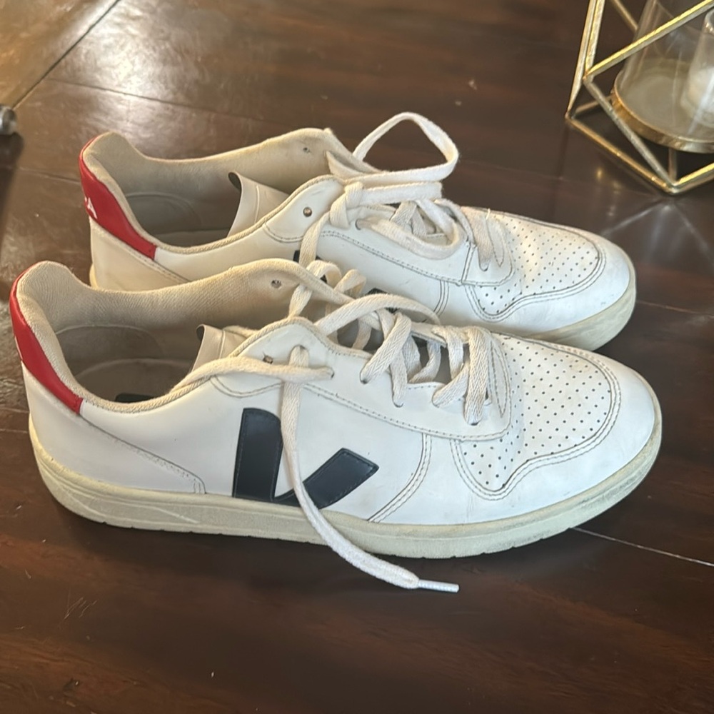 Veja sneakers size 41